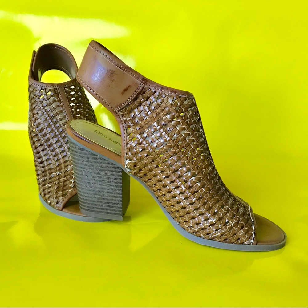 Indigo Rd. Sandals - Picture 5 of 7